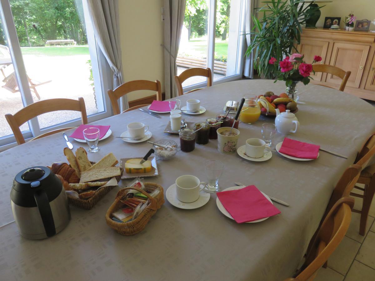 Les Quatre Saisons Bed & Breakfast Moitron-sur-Sarthe Ngoại thất bức ảnh